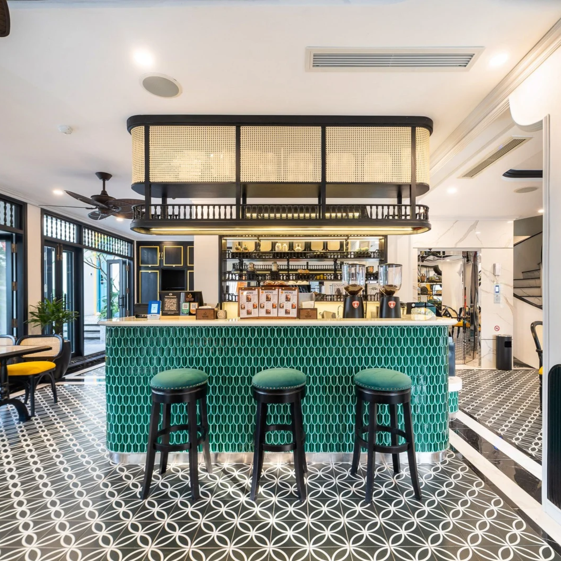 Quán cafe vintage, cafe phong cách cổ điển, quán cafe đẹp tại Vinhomes Grand Park, cafe view đẹp Quận 9, quán cafe gần đây, cafe vintage Vinhomes Grand Park, cafe không gian xanh, quán cafe check in đẹp, cafe bánh ngọt Sài Gòn, quán cafe chill Sài Gòn