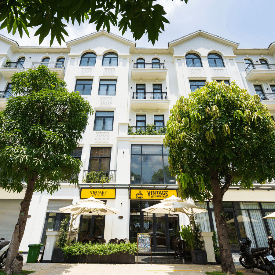 Quán cafe vintage, cafe phong cách cổ điển, quán cafe đẹp tại Vinhomes Grand Park, cafe view đẹp Quận 9, quán cafe gần đây, cafe vintage Vinhomes Grand Park, cafe không gian xanh, quán cafe check in đẹp, cafe bánh ngọt Sài Gòn, quán cafe chill Sài Gòn